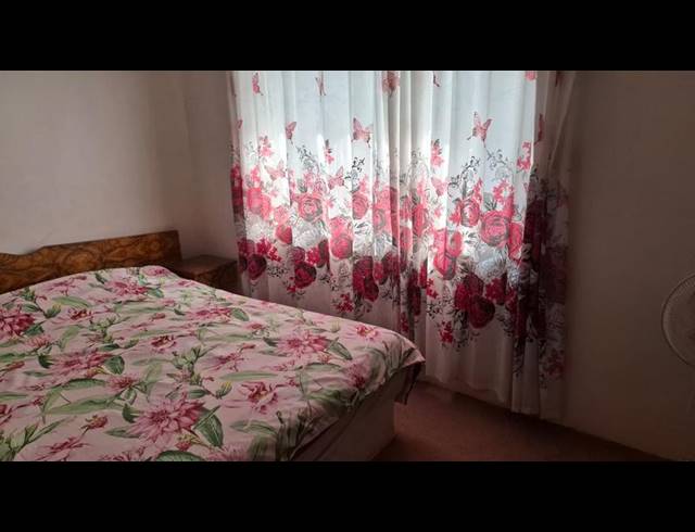 4 BEDROOM HOUSE FOR SALE IN CROFTDENE
